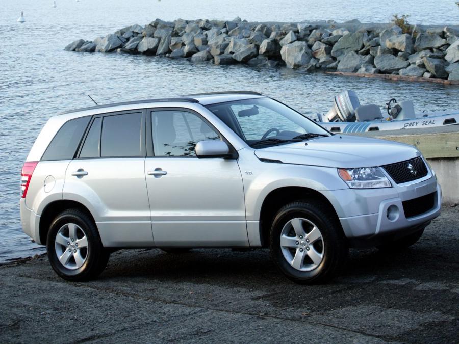  Suzuki Grand Vitara 5-Door 2005 года  (US) (фото 15 из 30)